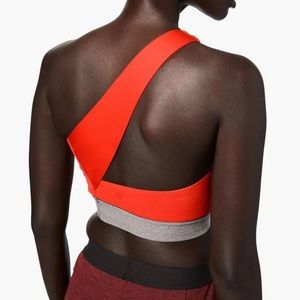 Lululemon pyrox lab bra 6 red October